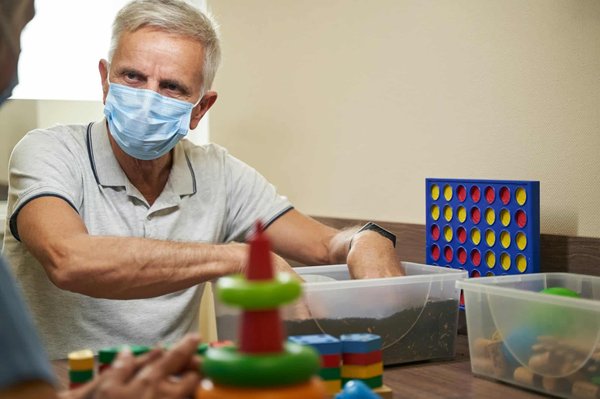 Comment les interventions en ergothérapie peuvent-elles aider les adultes atteints de troubles de l'attention à mieux gérer leur quotidien?