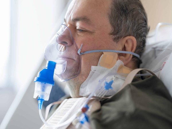 Quels sont les effets bénéfiques des séances de thérapie par le chant sur la santé respiratoire des seniors?